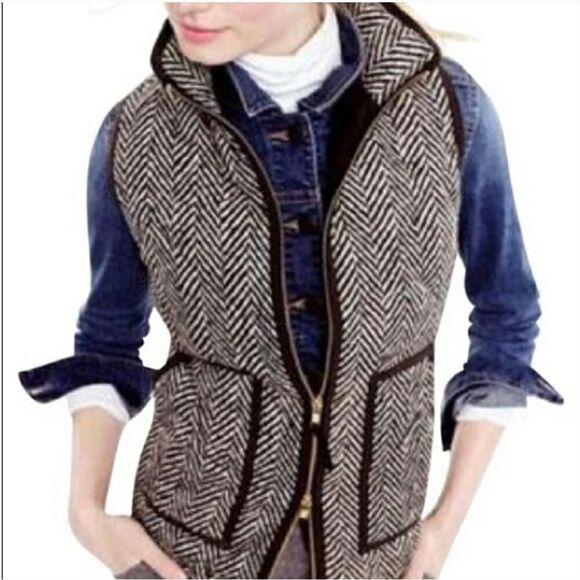Honey Punch black and white vest - Picture 1 of 12